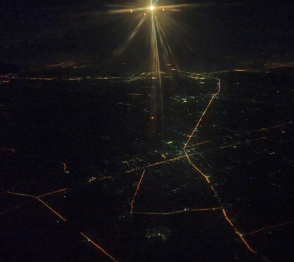 廣州飛往泰國(guó)的高空.jpg